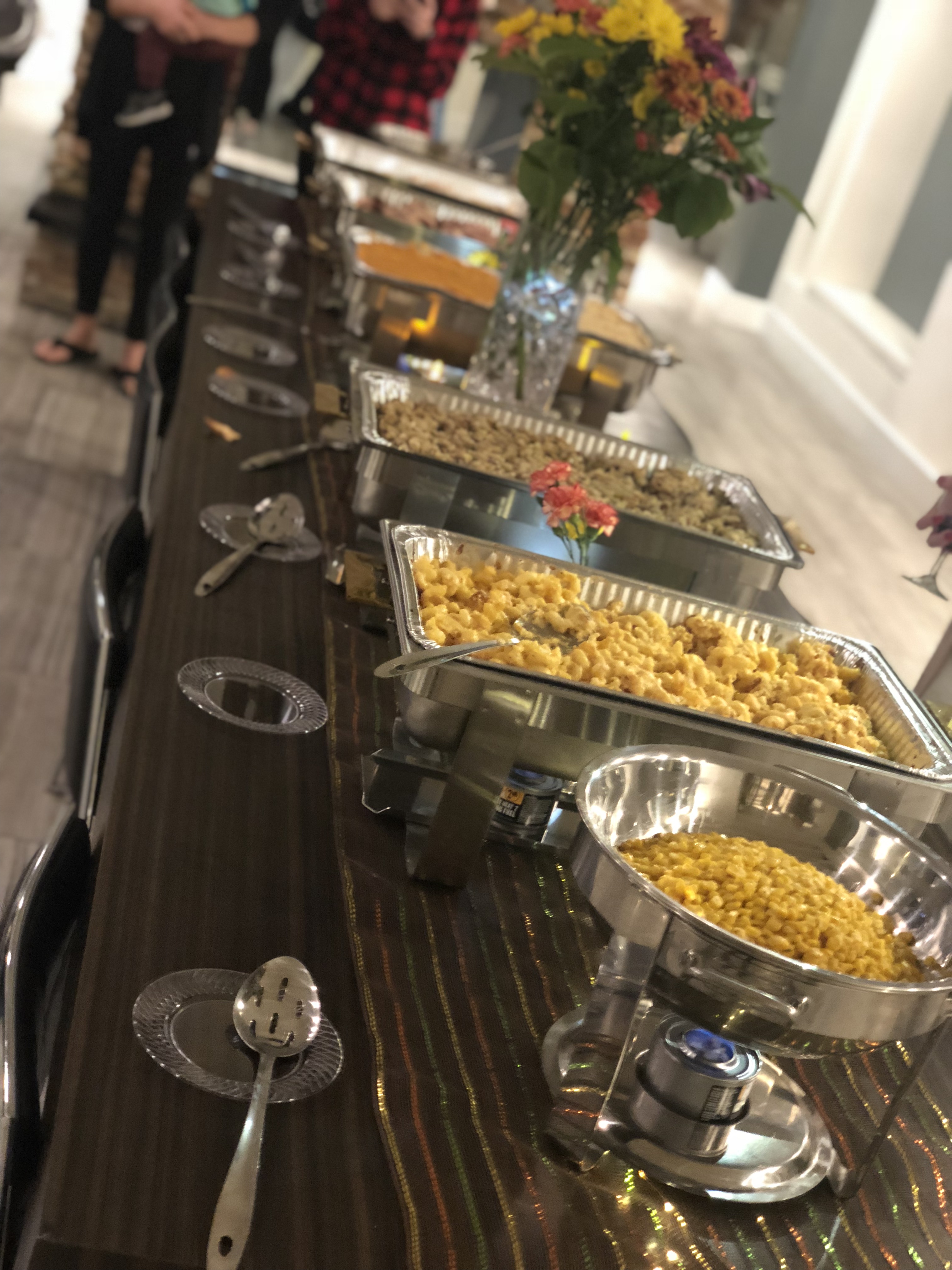 Catered Dinner Party / Dinner Parties Atlanta Personal Chef Service / Hosting your first dinner party may seem daunting, but we've found all the best items you'll need to hosting your first dinner party can feel like a daunting undertaking.